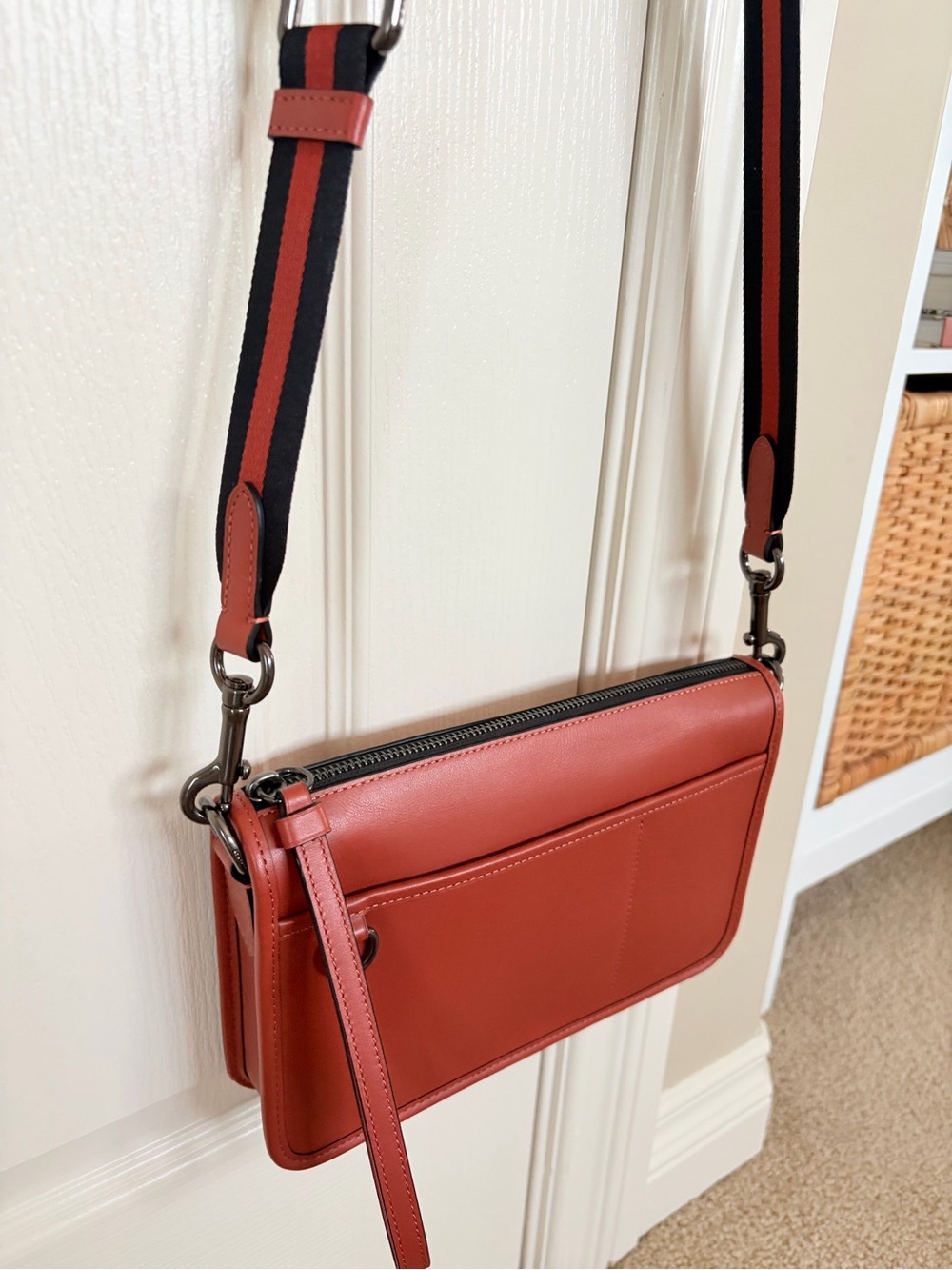 Coach Leather Wristlet Clutch Crossbody - Picture 4 of 6
